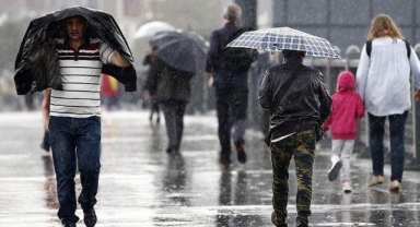 Meteoroloji'den saat saat 'hava durumu' raporu: İzmir'e sağanak uyarısı!
