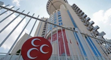 MHP’den BİM yöneticisine: “Edepsiz hortumcu salyalarını akıtmış”