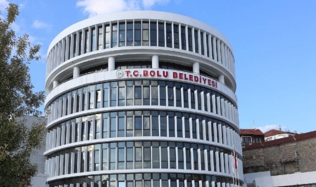 Tanju Özcan'ın makam odası önünde bıçaklı saldırı