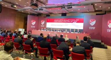 TFF Başkanı Mehmet Büyükekşi: 'Hakemin yanına fazladan gelen oyuncuya para cezası vereceğiz'