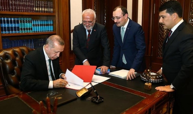 AK Parti’den 6’lı Masa’ya yanıt: Erdoğan 2028'de aday olmak isterse o zaman Meclis kararına ihtiyaç var