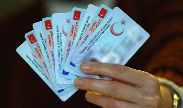 Bakan Bozdağ'dan vatandaşlara 'TC kimlik numarası' uyarısı