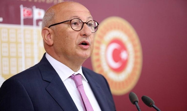 CHP'li Utku Çakırözer'den Resmi İlan ve Reklam Yönetmeliği'ne tepki: İnternet haberciliği yok olma noktasına gelecek!