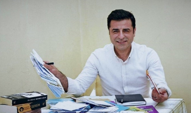 Demirtaş'tan 15 Ocak çağrısı: Ben bile oradayım, inanmıyorsanız gelin görün