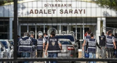 Diyarbakır’da dört mahkeme başkanı düz hakim yapıldı
