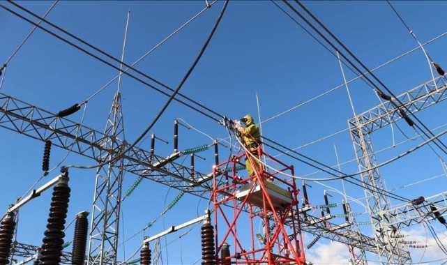EPDK'dan açıklama: Sanayi elektriğinde yüzde 12 indirim bekleniyor