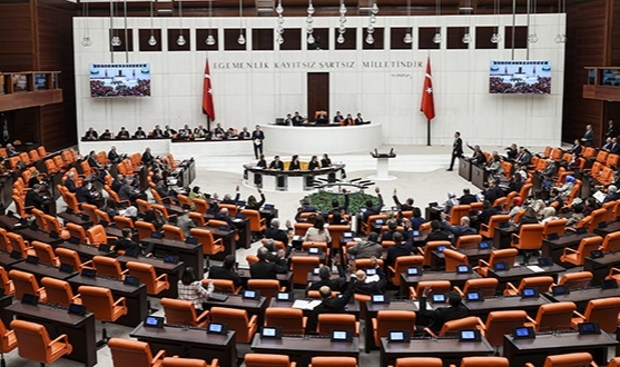 İşte TBMM'de yasalaşan sözleşmeliye kadro öngören Kanun'un tam metni