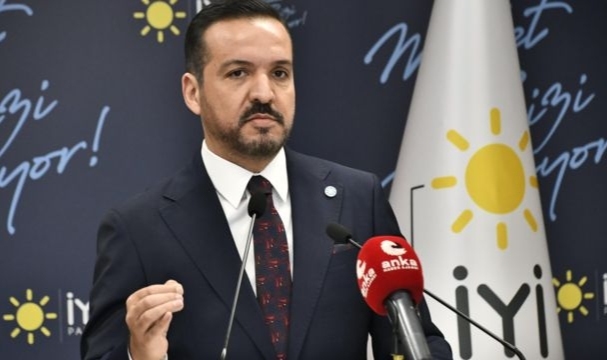İYİ Parti Sözcüsü Zorlu, Sinan Ateş cinayetiyle ilgili konuştu: "Bunu basit bir saldırı olarak değerlendiren yaklaşımları reddediyoruz"