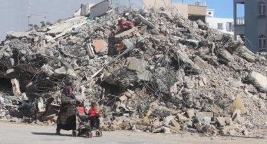 Adıyaman'da yıkılan 3 sitenin müteahhidi tutuklandı