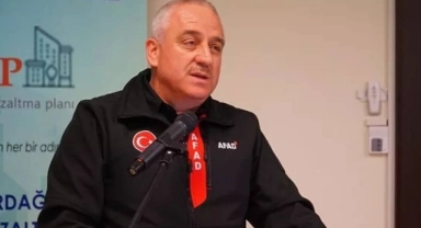 AFAD Afetlere Müdahale Genel Müdürü İsmail Palakoğlu, ilahiyat fakültesi mezunu, afetle ilgili hiç iş yapmamış