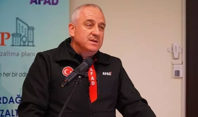 AFAD Afetlere Müdahale Genel Müdürü İsmail Palakoğlu, ilahiyat fakültesi mezunu, afetle ilgili hiç iş yapmamış