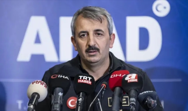 AFAD Başkanı Sezer'den 'Malatya depremi' açıklaması: '32 vatandaşımızı enkazdan sağ olarak çıkardık'