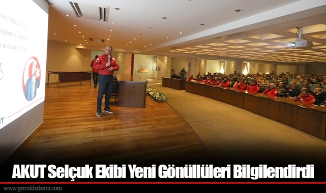 AKUT Selçuk Ekibi Yeni Gönüllüleri Bilgilendirdi