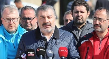 Bakan Koca: Depremde 448 sağlık çalışanı hayatını kaybetti