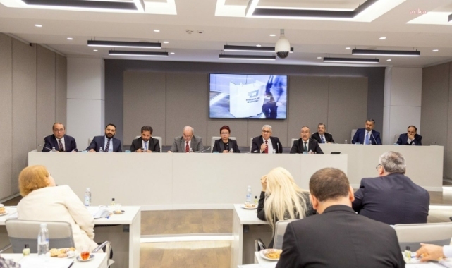 Basın İlan Kurumu'nda yöneticilere maaş kıyağı: Genel müdürün maaşı yüzde 72 artacak