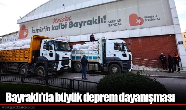 Bayraklı’da büyük deprem dayanışması 