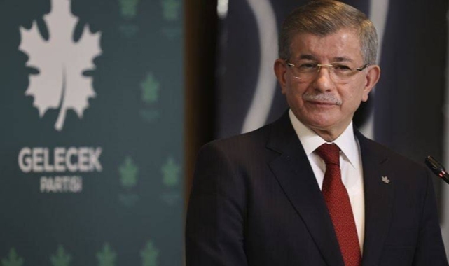 Davutoğlu'ndan istifa mesajı  'Cumhurbaşkanı dahil herkes...'