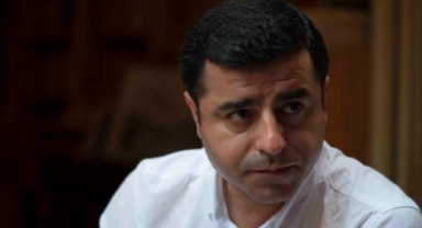 Demirtaş: TBMM’yi yok sayıp seçimleri ertelemek açıkça siyasi darbedir