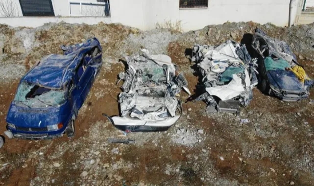 Evlerini kaybeden depremzedeler ikinci el satış sitelerini doldurmaya başladı
