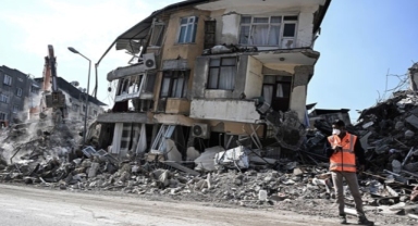 Depremde yıkılan binalar: Tutuklanan 171 kişi hakkında detaylar belli oldu