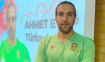 Enkaz altında kalan Yeni Malatyaspor Kalecisi Ahmet Eyüp Türkaslan'ın cansız bedenine ulaşıldı