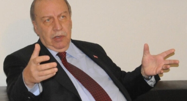 Eski bakanlardan Yaşar Okuyan'ın CHP ile ilişiğinin kesildiği bildirildi