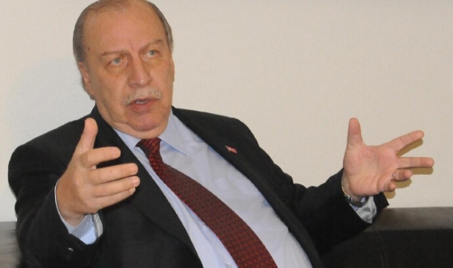 Eski bakanlardan Yaşar Okuyan'ın CHP ile ilişiğinin kesildiği bildirildi