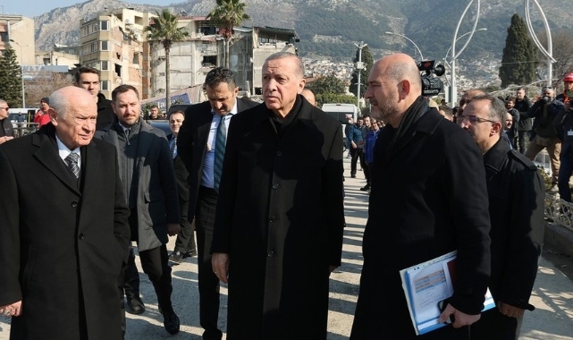 Hukukçulardan Cumhurbaşkanı Erdoğan ve bakanlar hakkında suç duyurusu