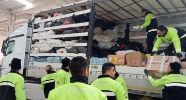 İzmir Büyükşehir Belediyesi ekipleri Hatay’da umudu büyütüyor