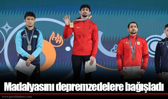 Madalyasını depremzedelere bağışladı