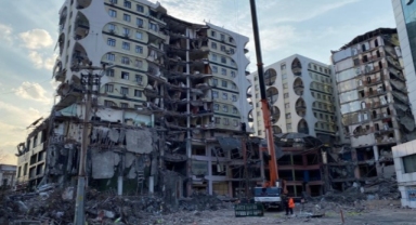 Mahkeme, Diyarbakır'daki hasarlı yapıların yıkımını durdurdu