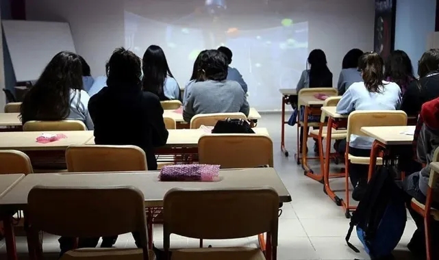 Mersin’de okullar 1 gün tatil edildi
