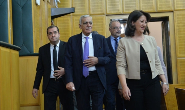 Ahmet Türk: Bakanlık talebimiz yok, partimiz koltuk peşinde değil
