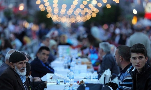 AK Parti'den belediyelere "ramazan" çağrısı