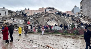 Bakan Koca: 'Tozun riske yol açabileceği ortamlarda mutlaka maske kullanılmalı'