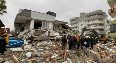 Bakan Yanık: Deprem bölgesine aktarılan kaynak 1,60 milyar TL'ye ulaştı