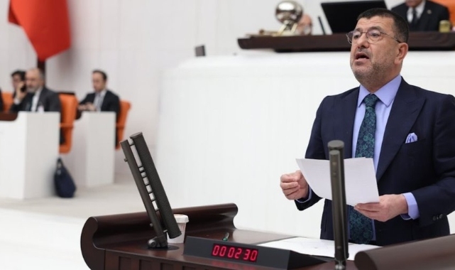 CHP'li Ağbaba: 'Deprem bir ayı geçti, hâlâ çadır yok'
