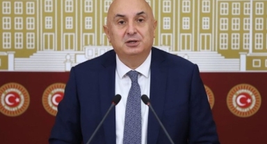 CHP’li Özkoç, ‘son toplantım’ diyerek milletvekili adayı olmayacağını duyurdu