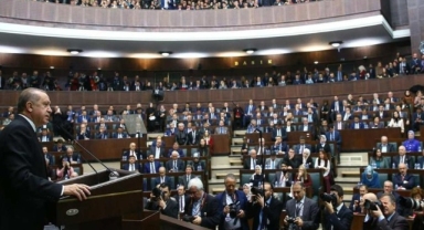 Cumhurbaşkanı Erdoğan'ın adaylığı, milletvekillerinin imzasına açıldı