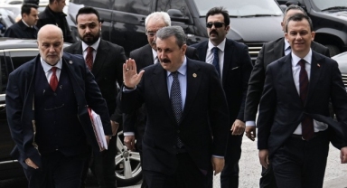 Destici: BBP kendi ismi, logosu ve adaylarıyla seçime katılacak