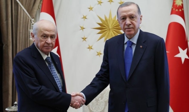 Erdoğan, Bahçeli ile bir araya geldi: Masada ittifakın durumu ve aday listeleri var