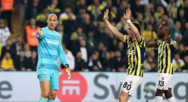 Fenerbahçe'den Sevilla maçı açıklaması: Sahaya madde atan taraftarlara men
