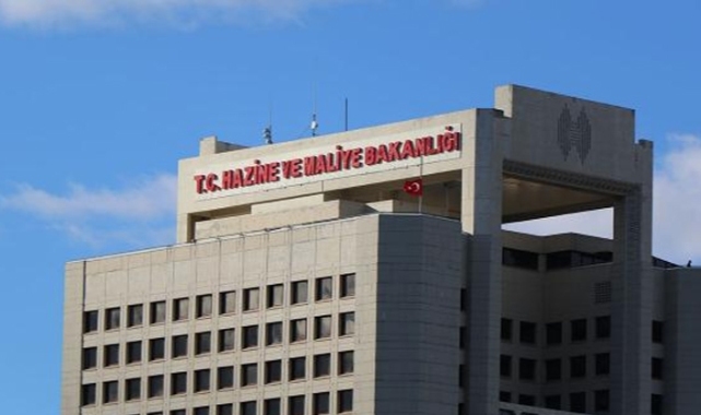 Hazine yaklaşık 17,3 milyar lira borçlandı