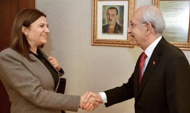 Türkan Elçi'nin CHP'ye üye olmasına neden tepki gösteriliyor?
