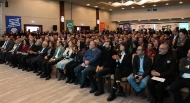 Yeşil Sol, seçim beyannamesini açıkladı: Buradayız, birlikte değiştireceğiz