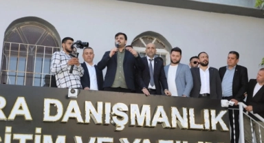 AK Partili İnan'dan CHP'ye "ithal aday" çıkışı: "İzmir'in sokaklarını bile bilmiyorlar"