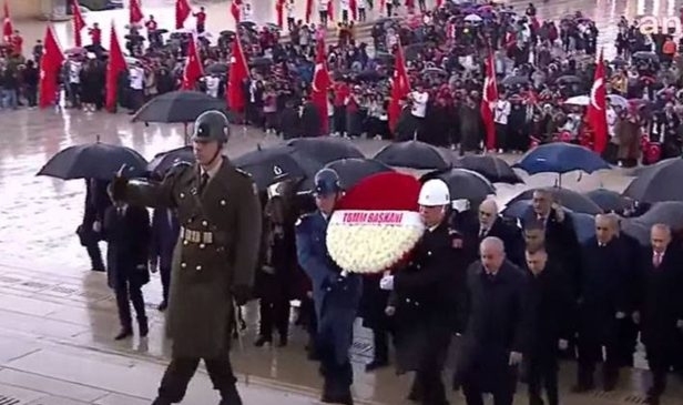 Anıtkabir’de 23 Nisan töreni düzenlendi; Erdoğan bu yıl da törene katılmadı