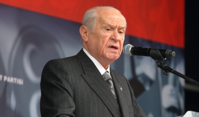 Bahçeli'den Akşener'e: Çıldırmış gibi sağa sola mermi kovanı atması saygısızlıktır