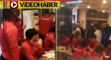 Balıkesirspor kafilesi, deplasman dönüşü taraftarının saldırısına uğradı