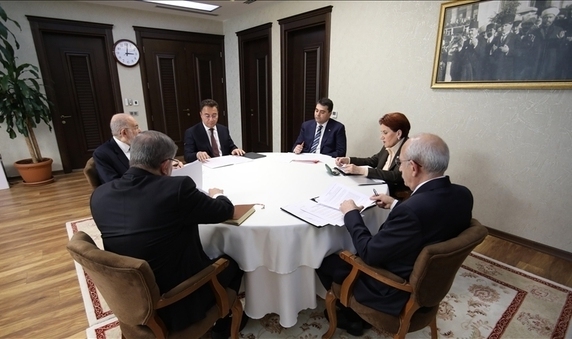 CHP ortaklarına 60 koltuk ayırdı